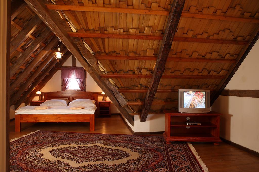 Hradní Bašta Bečov nad Teplou Quarto foto