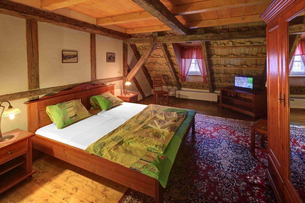 Hradní Bašta Bečov nad Teplou Exterior foto