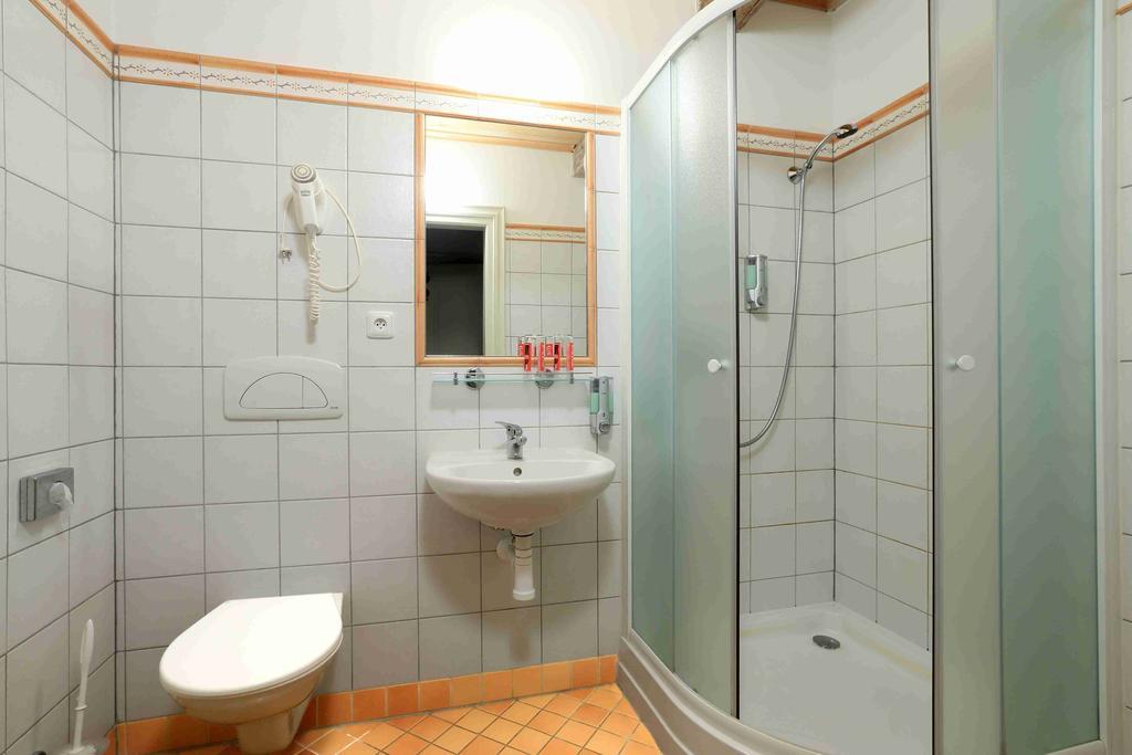 Hradní Bašta Bečov nad Teplou Exterior foto