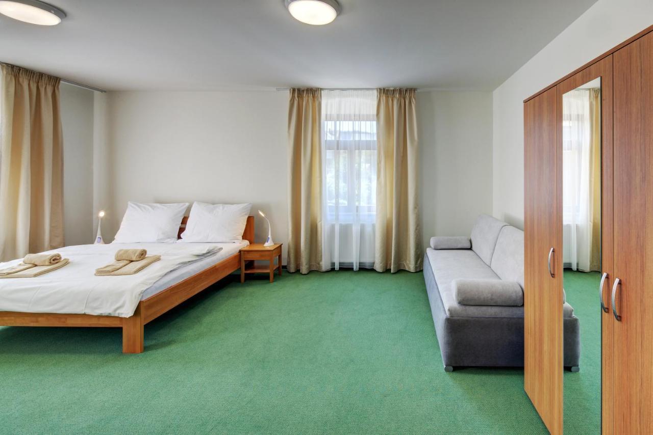 Hradní Bašta Bečov nad Teplou Exterior foto