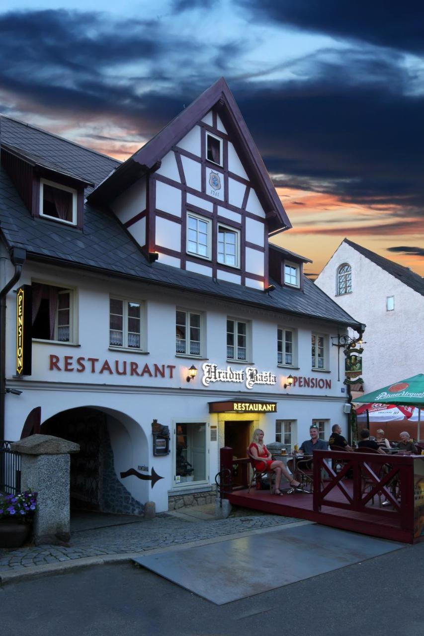 Hradní Bašta Bečov nad Teplou Exterior foto